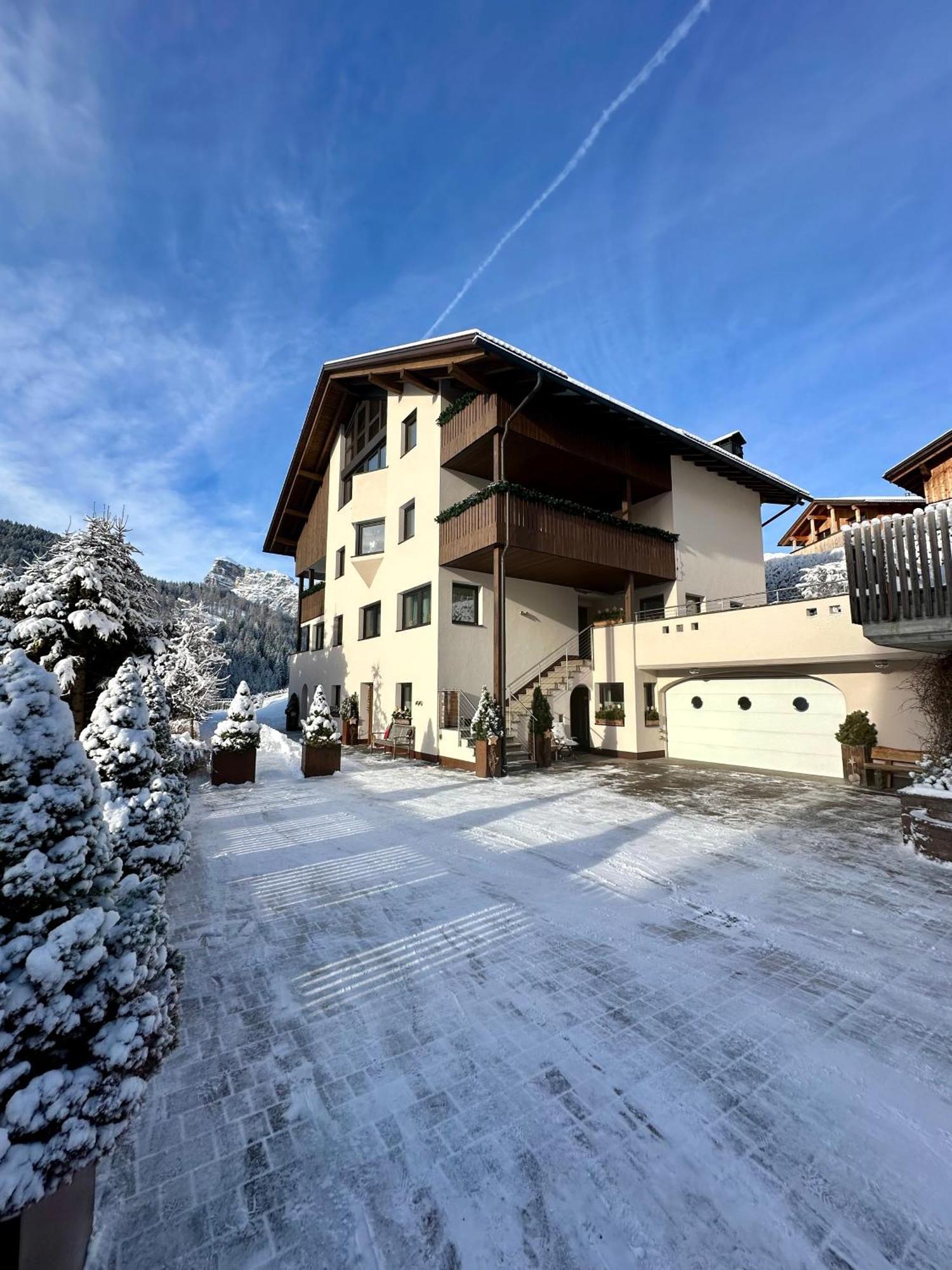 Apartment Ciasa Laoi San Cassiano  Dış mekan fotoğraf