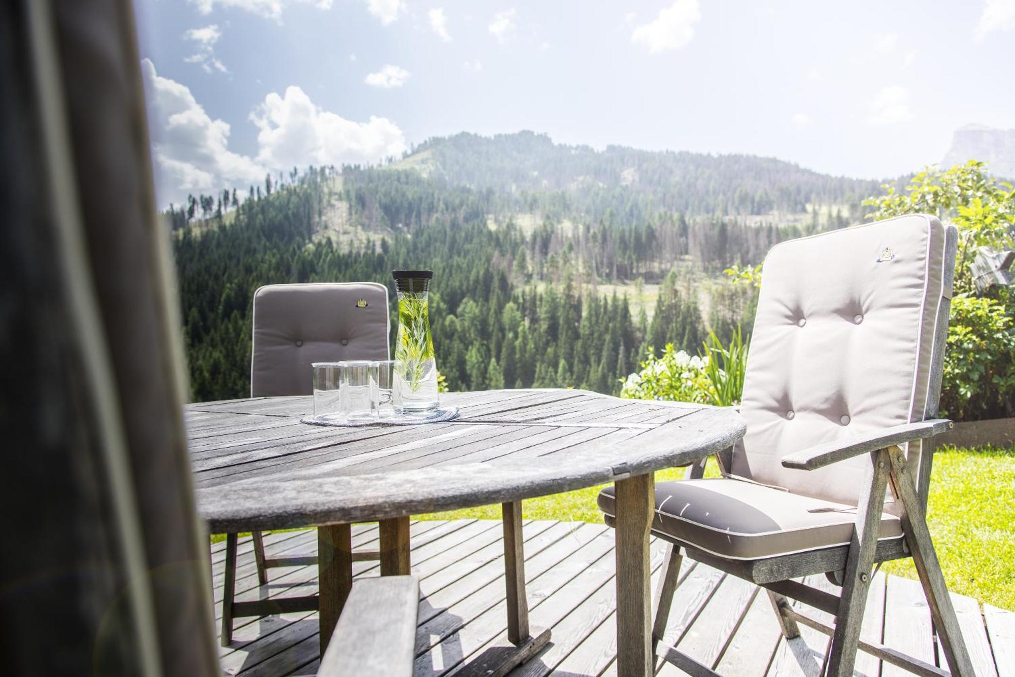 Apartment Ciasa Laoi San Cassiano  Dış mekan fotoğraf