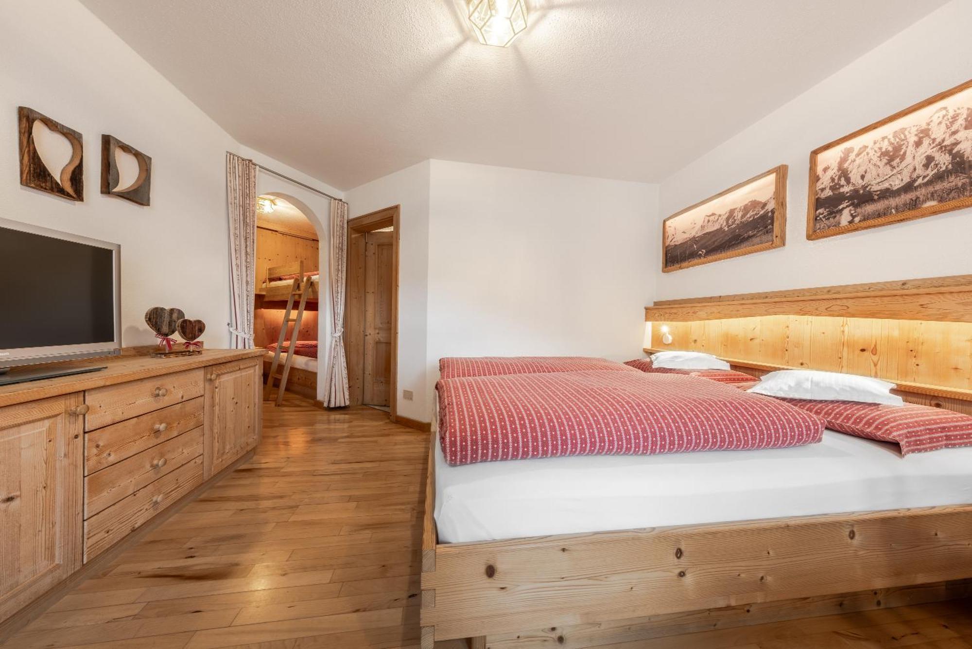 Apartment Ciasa Laoi San Cassiano  Dış mekan fotoğraf
